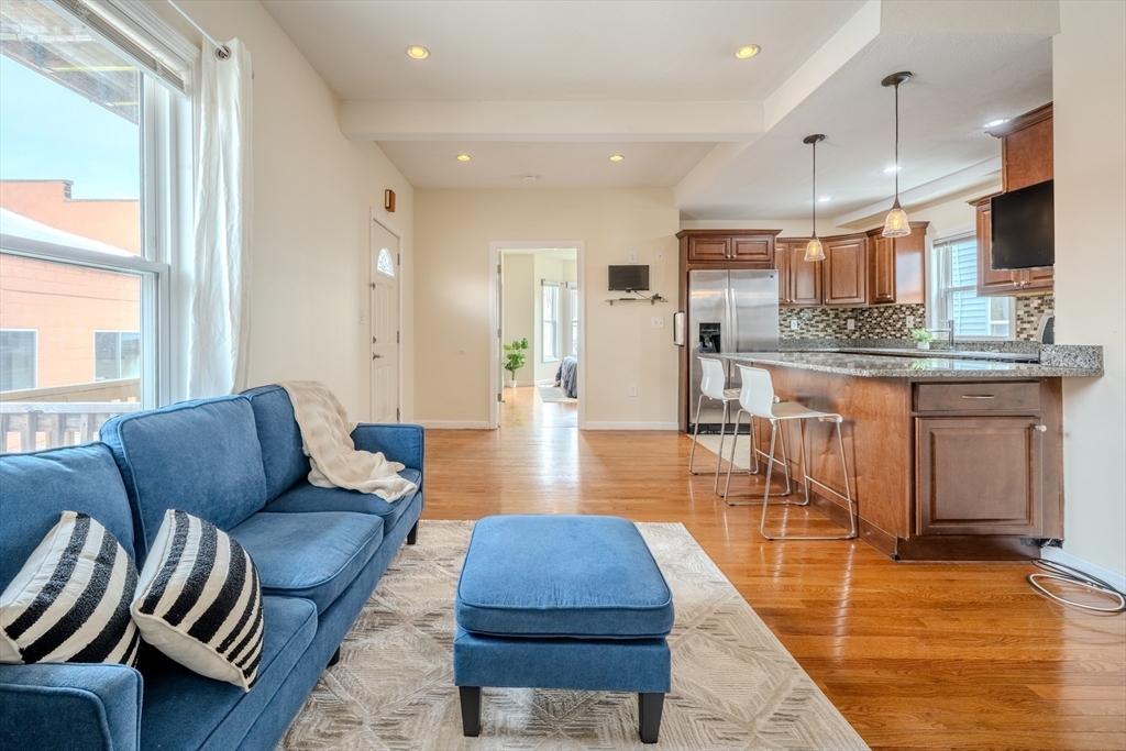 114 Central St # 1