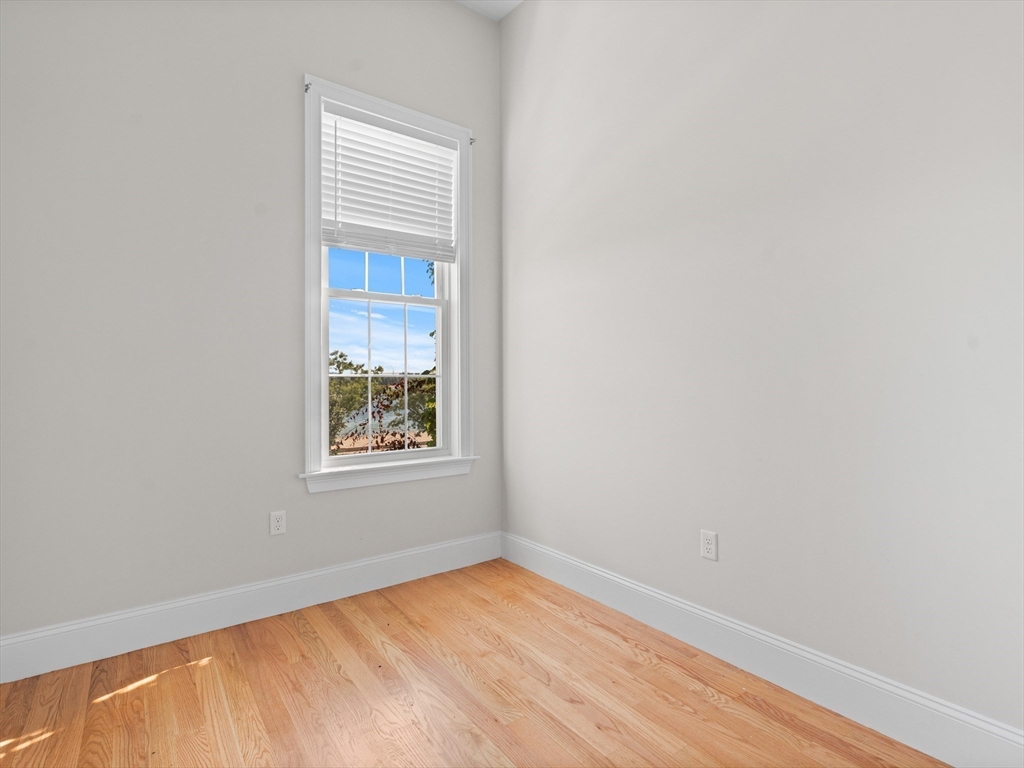 1422 Columbia # 2