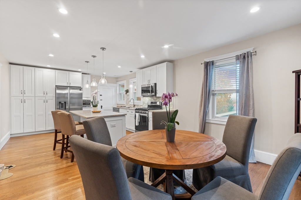 14 Hood St # 2