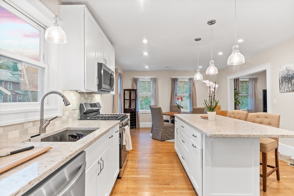 14 Hood St # 2