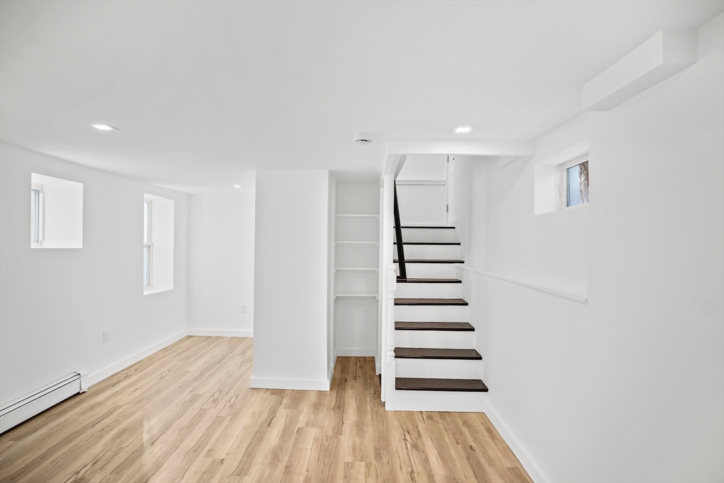 116 Pearl St