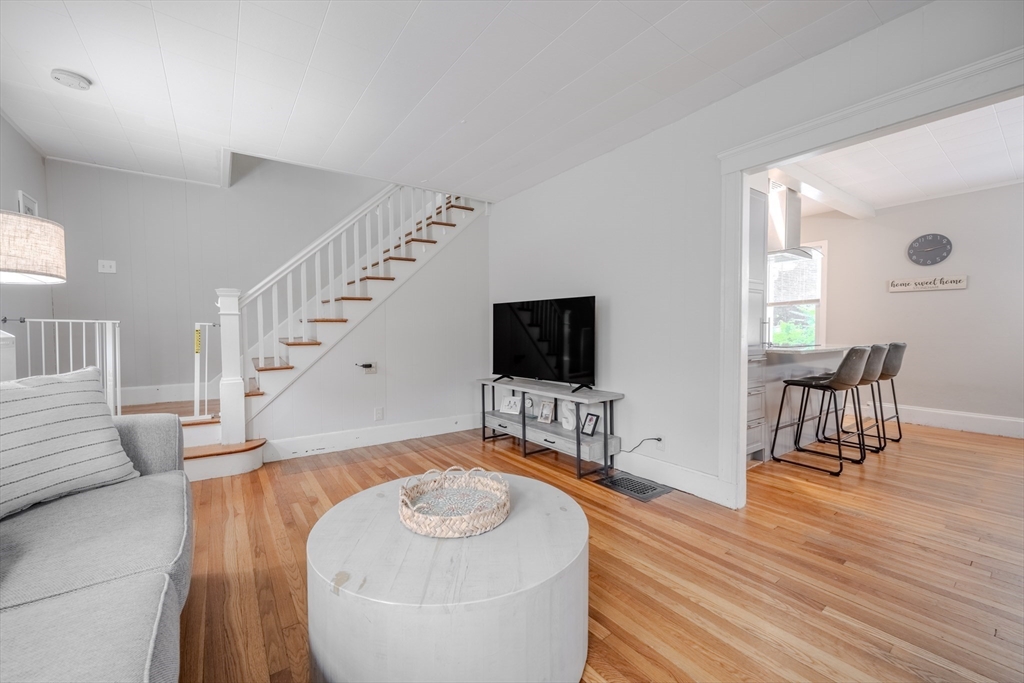 35 Lindenwood Rd
