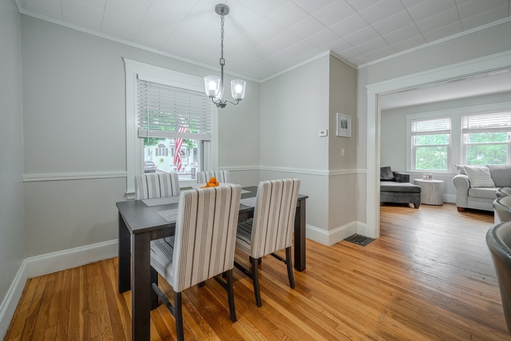 35 Lindenwood Rd