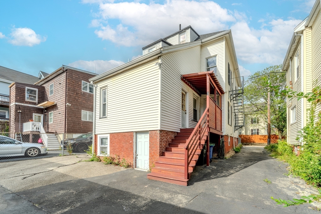 38 Richdale Ave