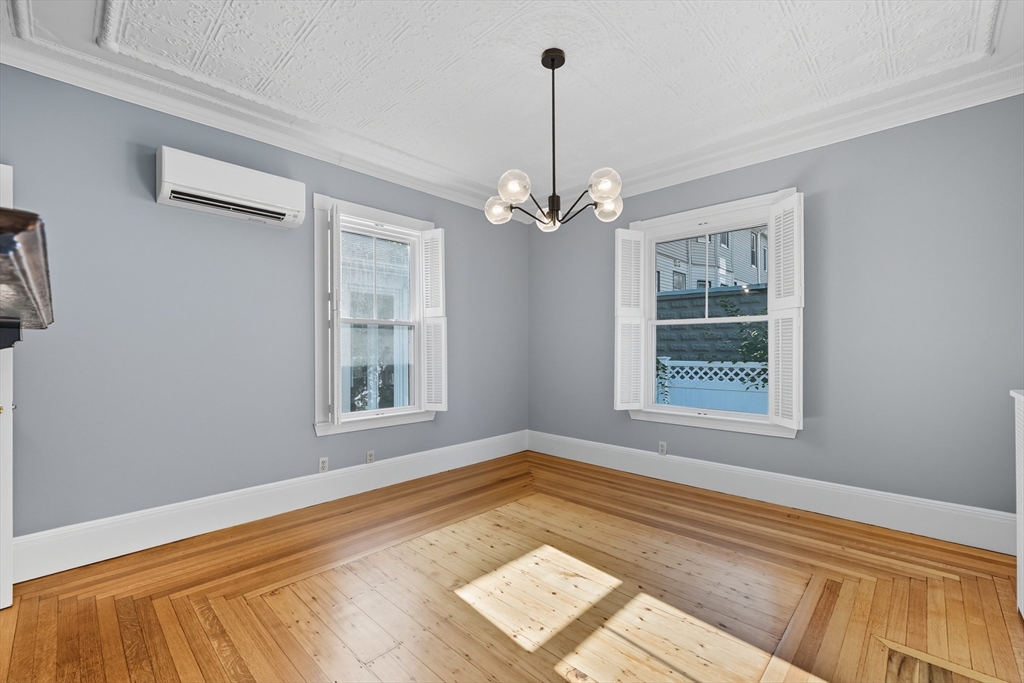 24 Greenville St