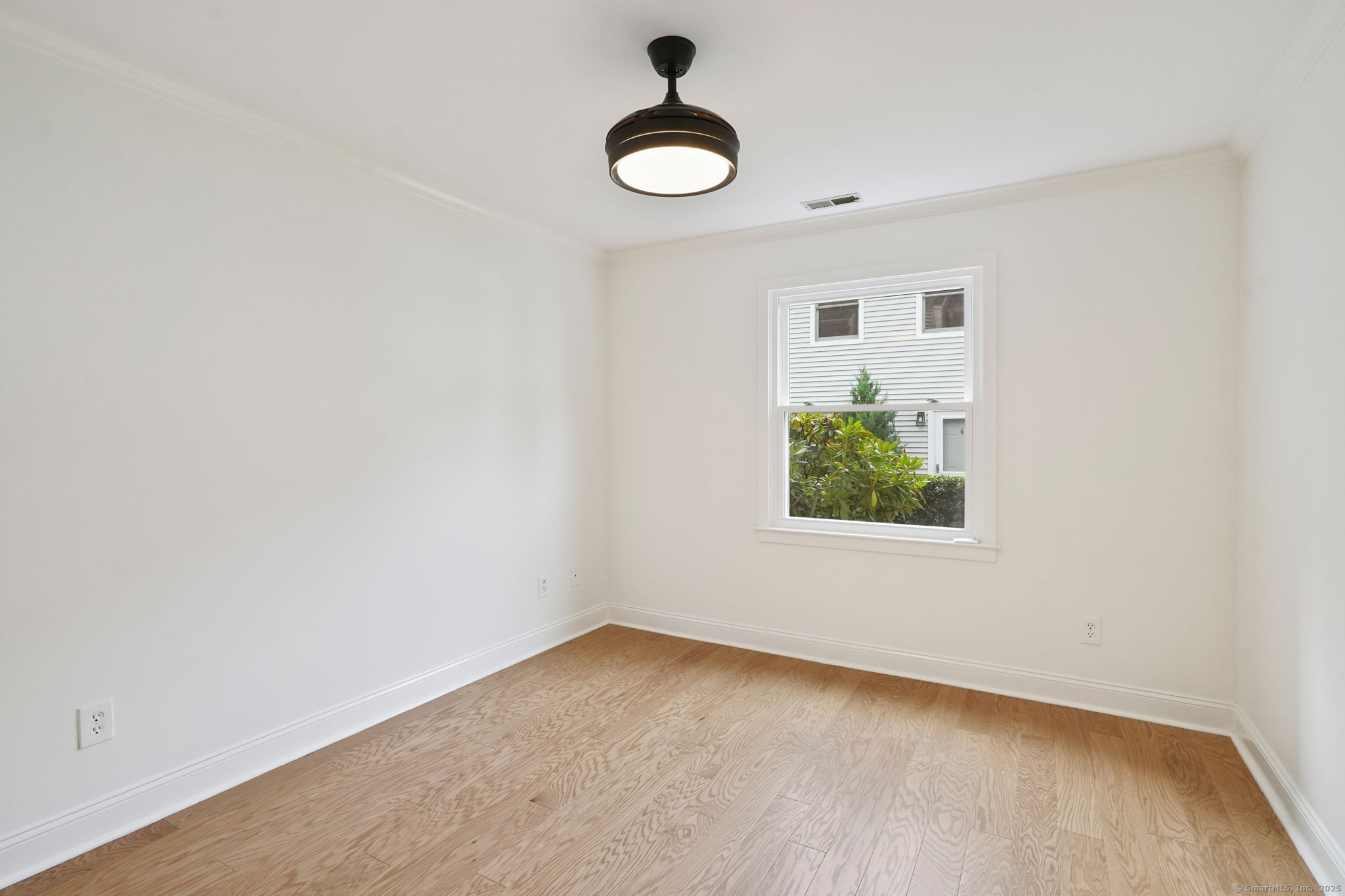 1 Wolfpit Avenue APT 13