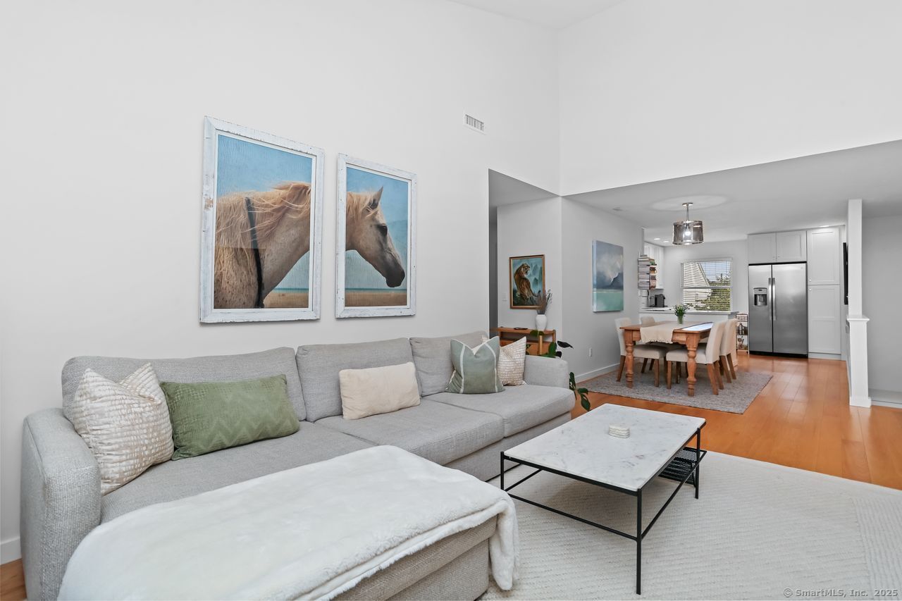 1 Wolfpit Avenue APT 12