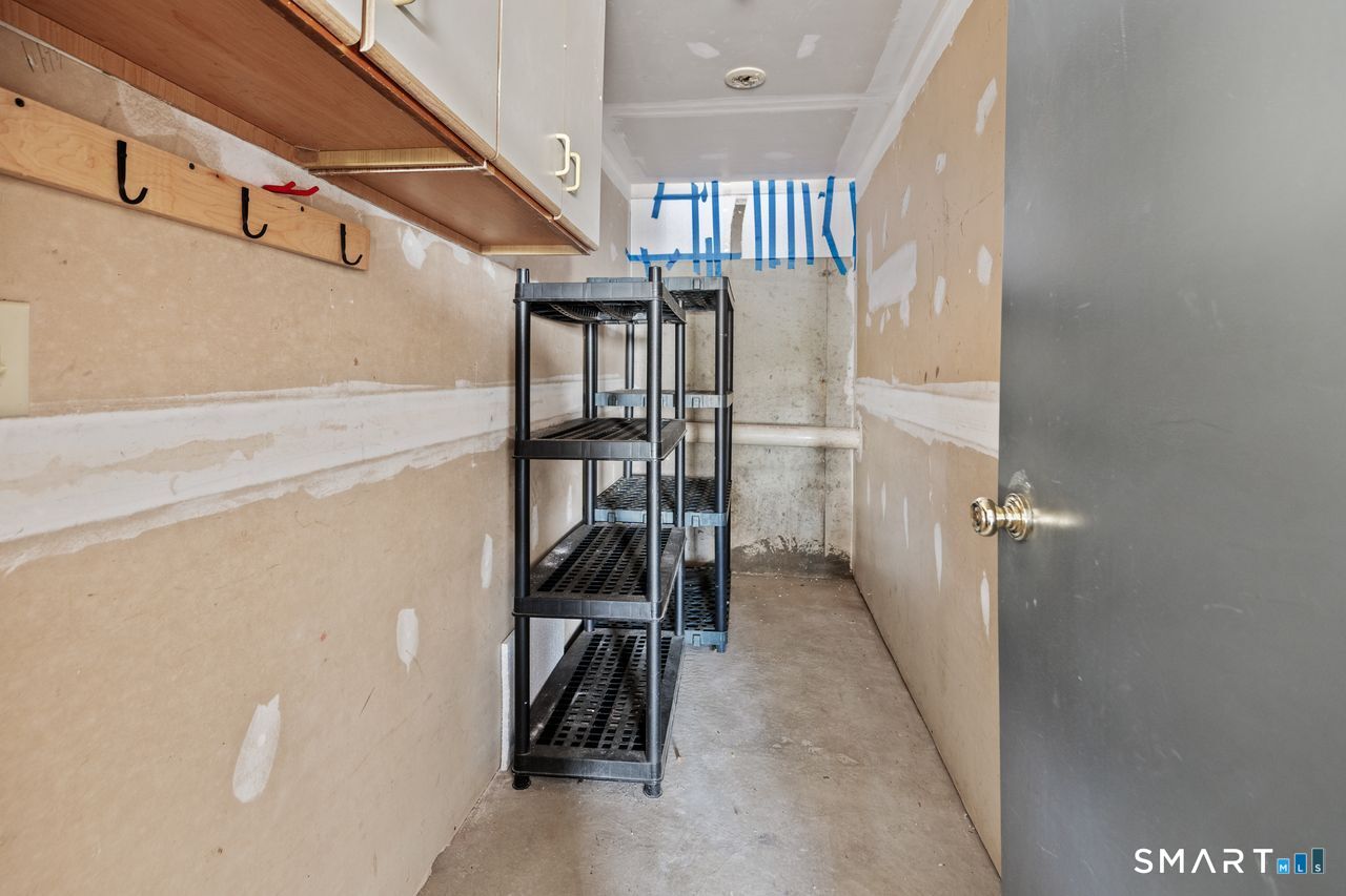 8 Oakwood Avenue APT B13