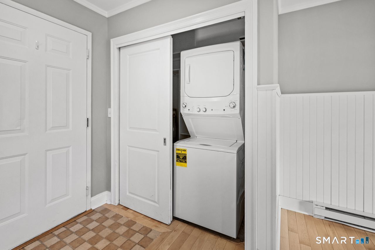 8 Oakwood Avenue APT B13