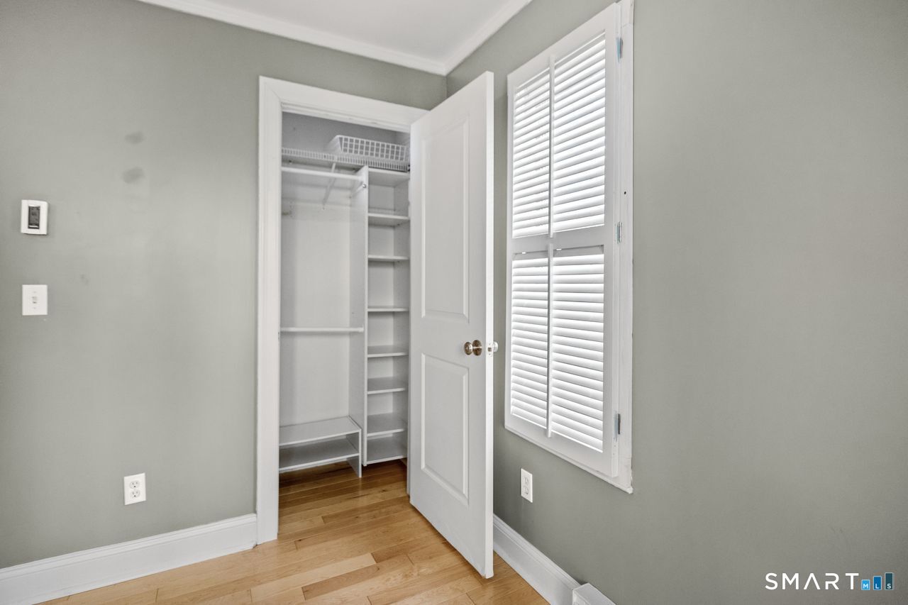 8 Oakwood Avenue APT B13