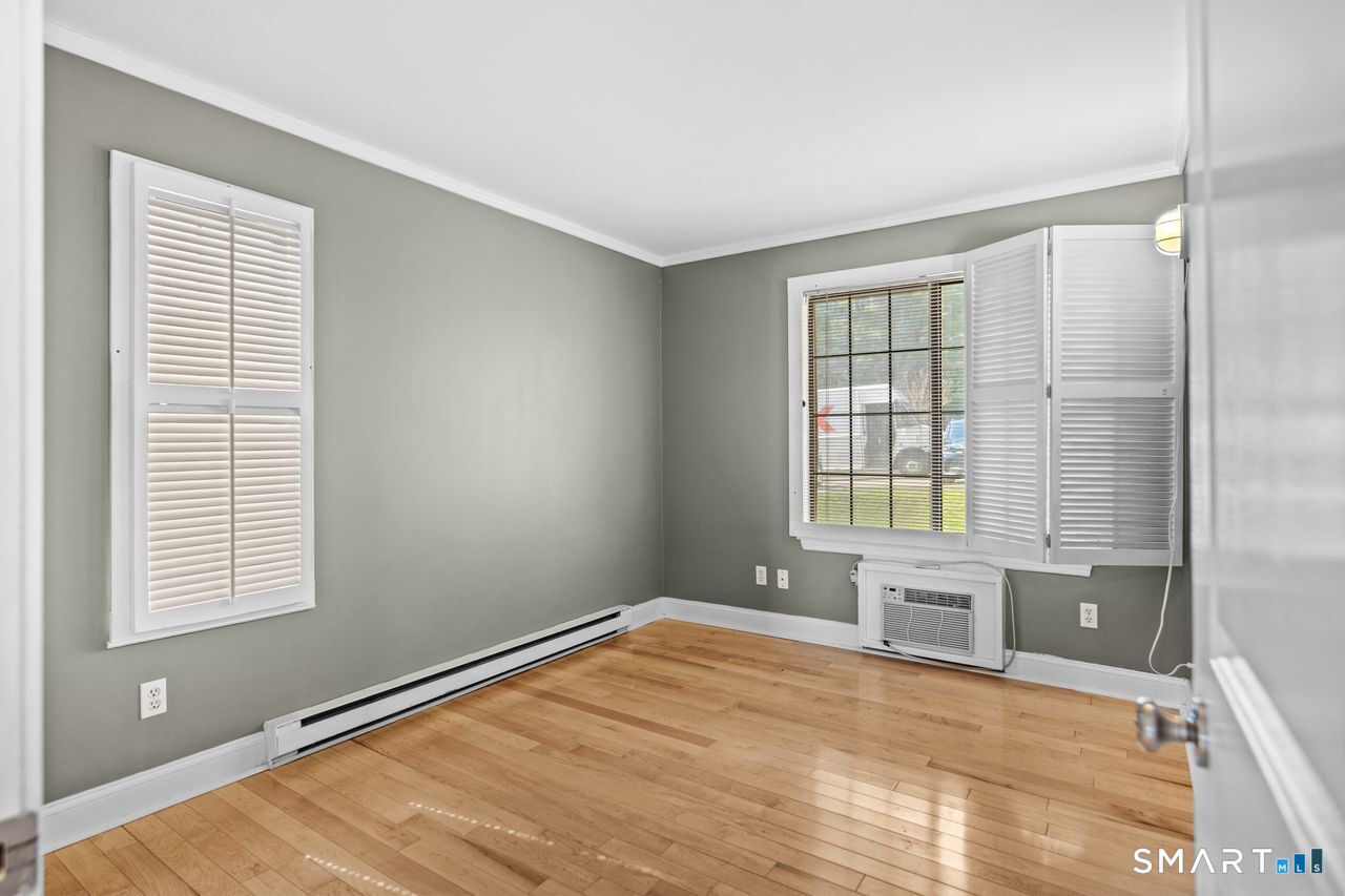 8 Oakwood Avenue APT B13