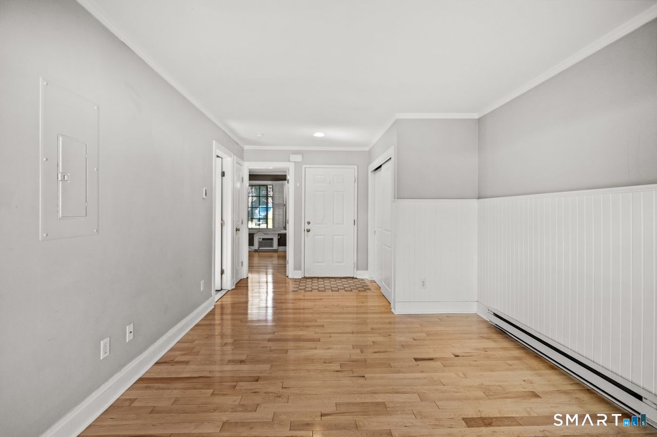 8 Oakwood Avenue APT B13