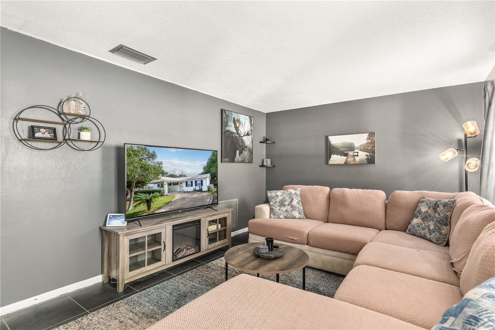 1330 PALM DR
