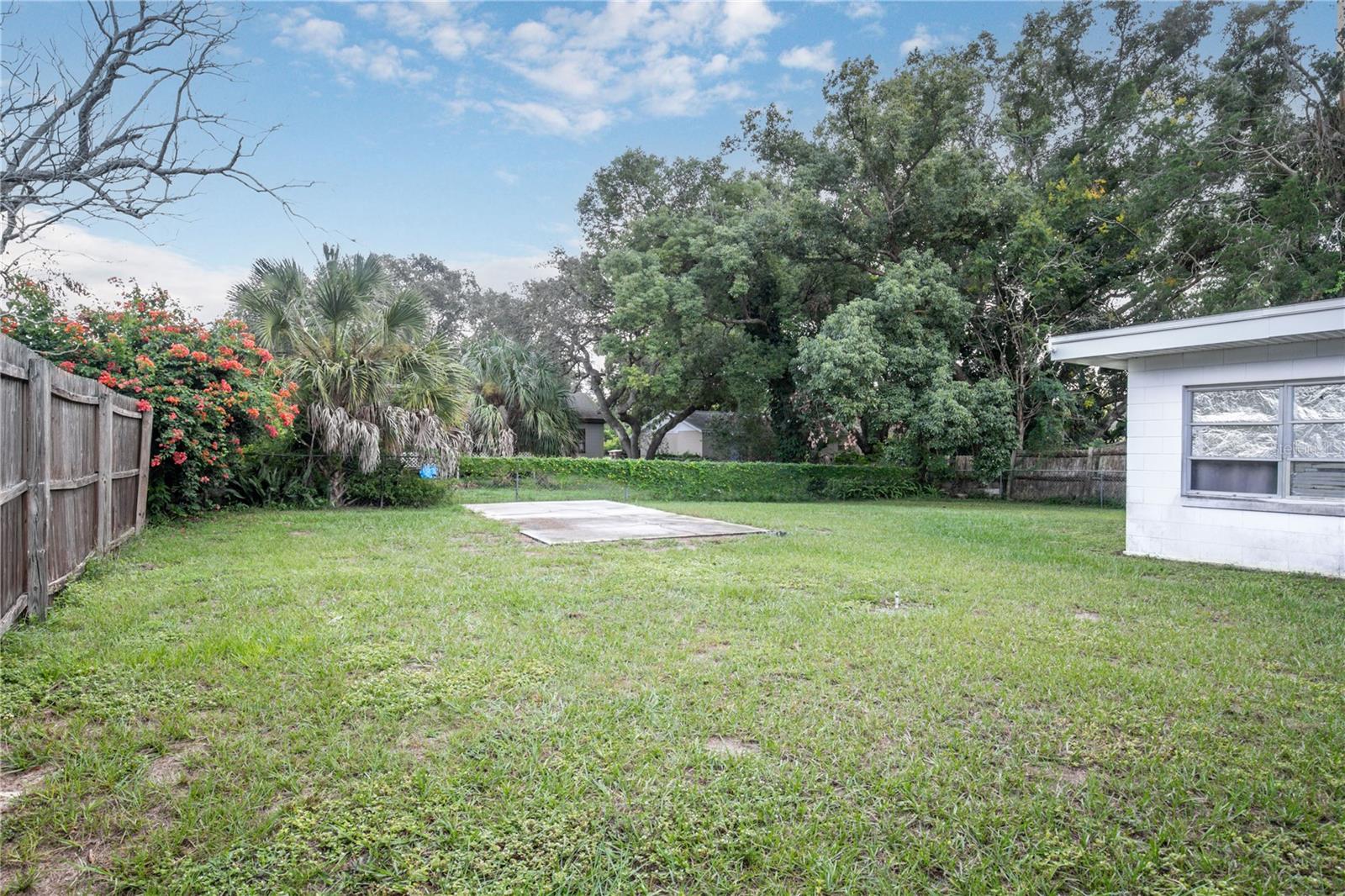 1330 PALM DR