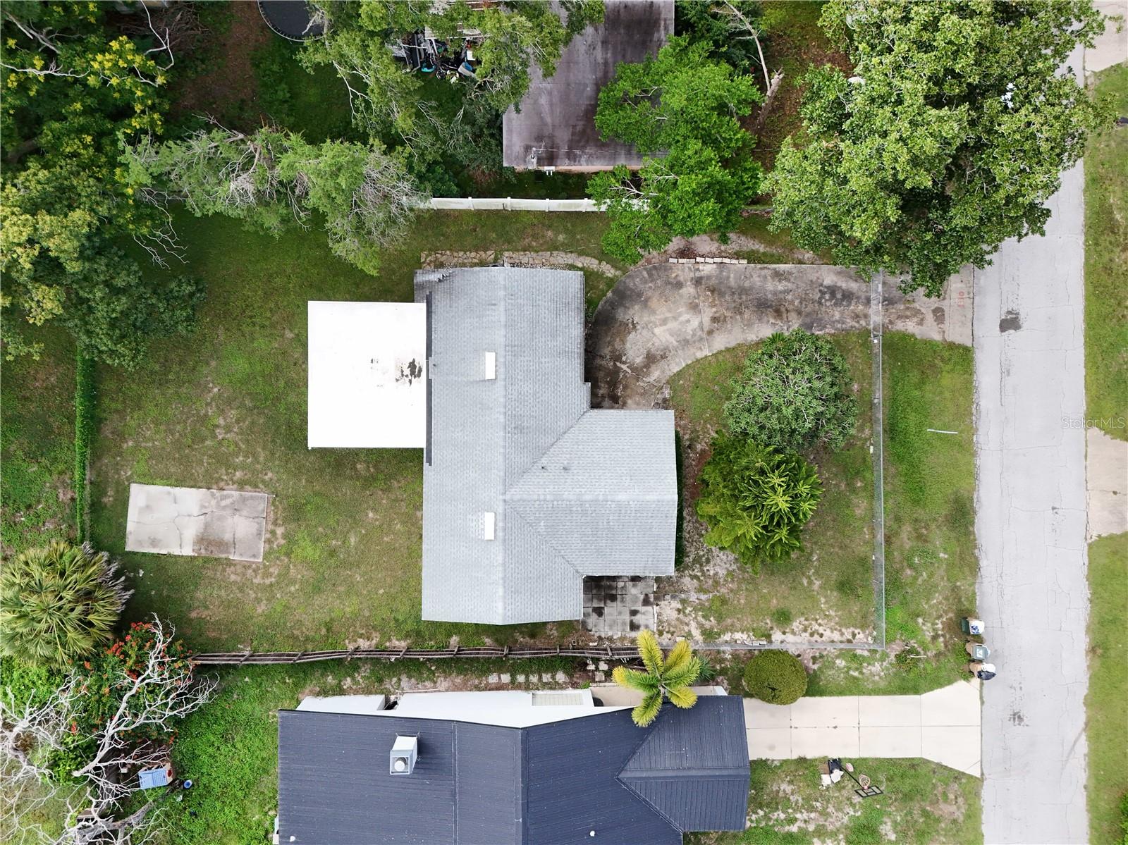 1330 PALM DR