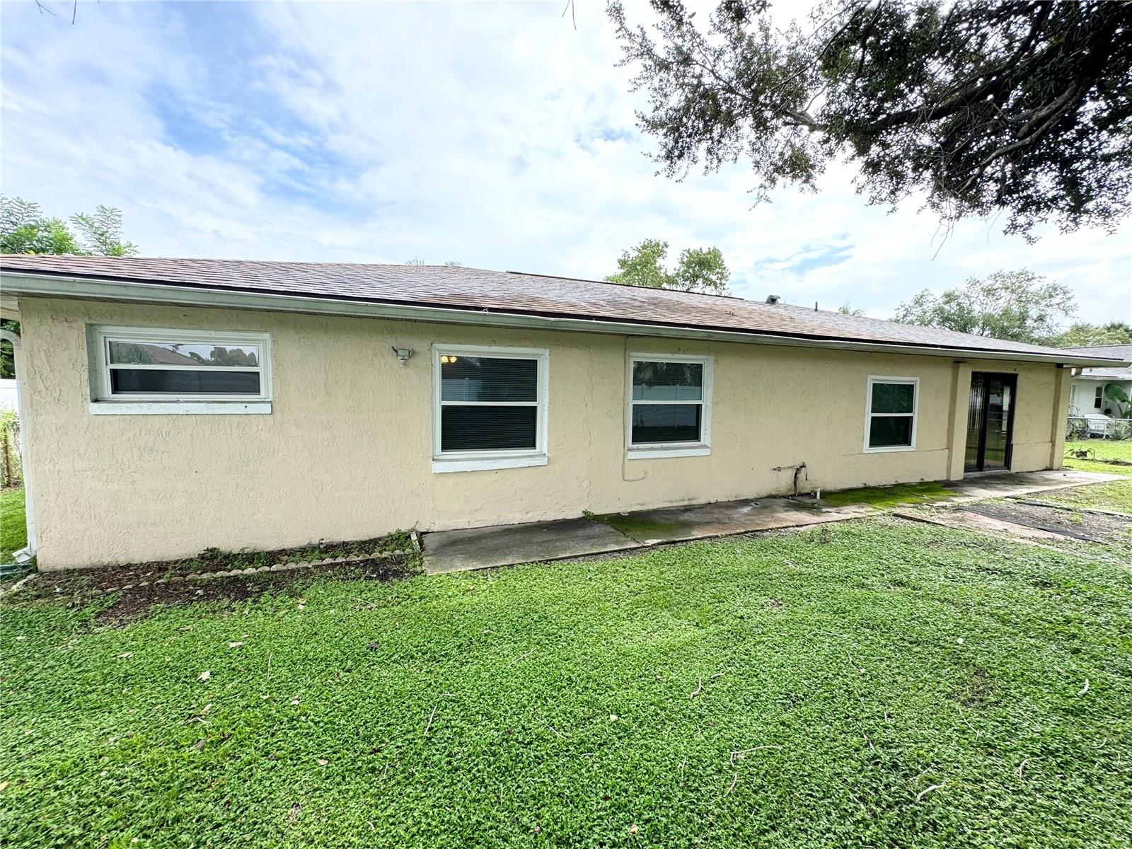 307 COLONADE CT