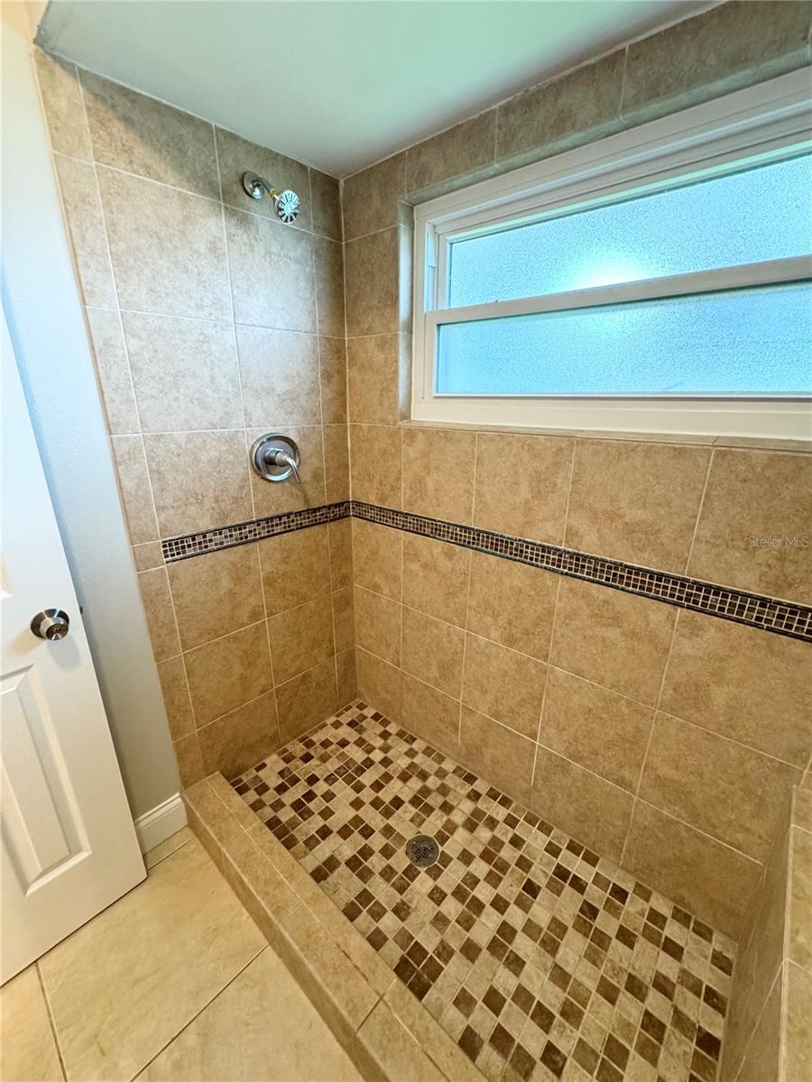 307 COLONADE CT