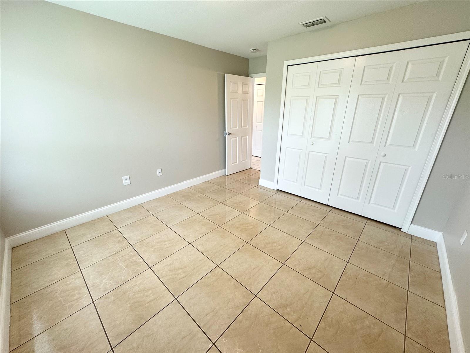 307 COLONADE CT