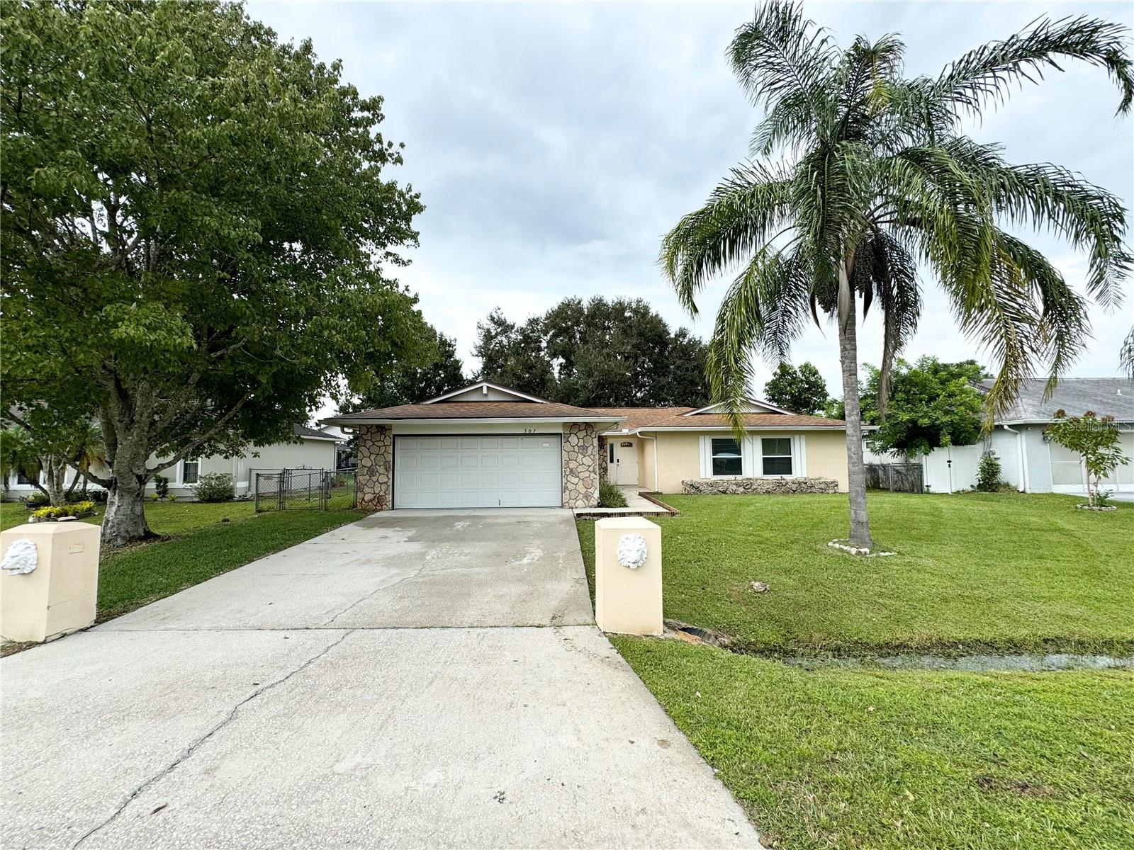 307 COLONADE CT