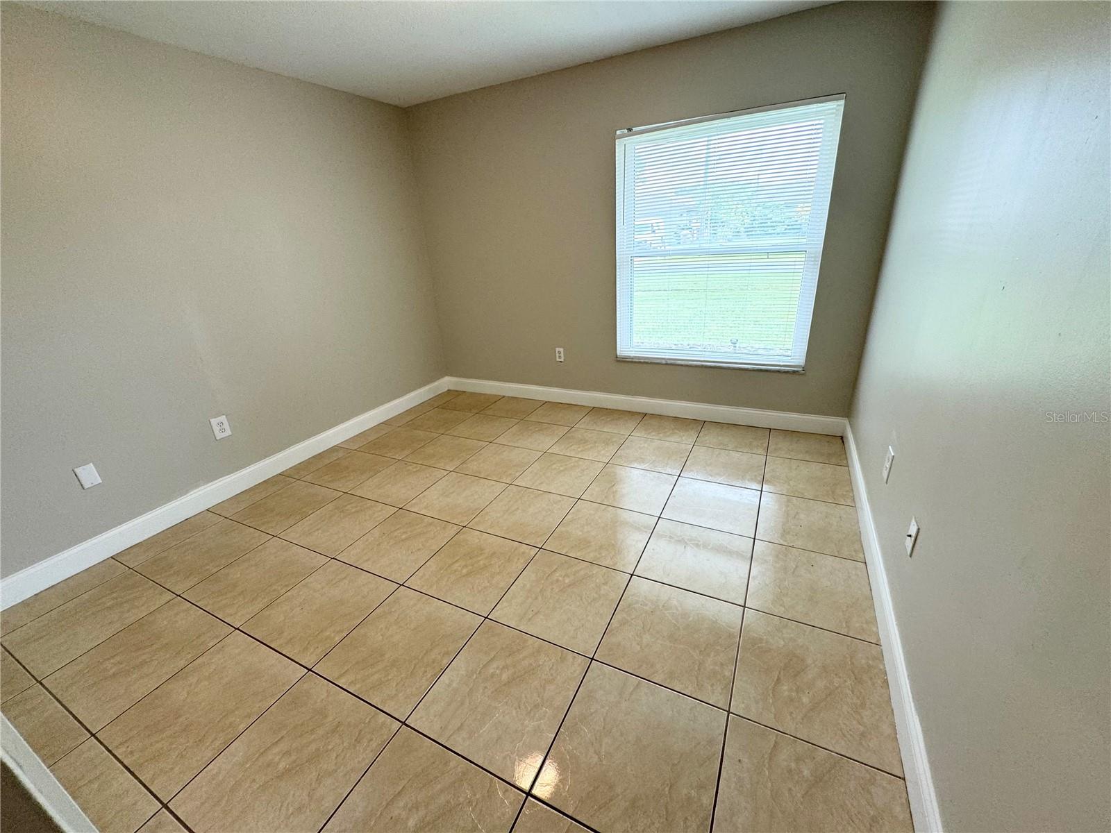 307 COLONADE CT