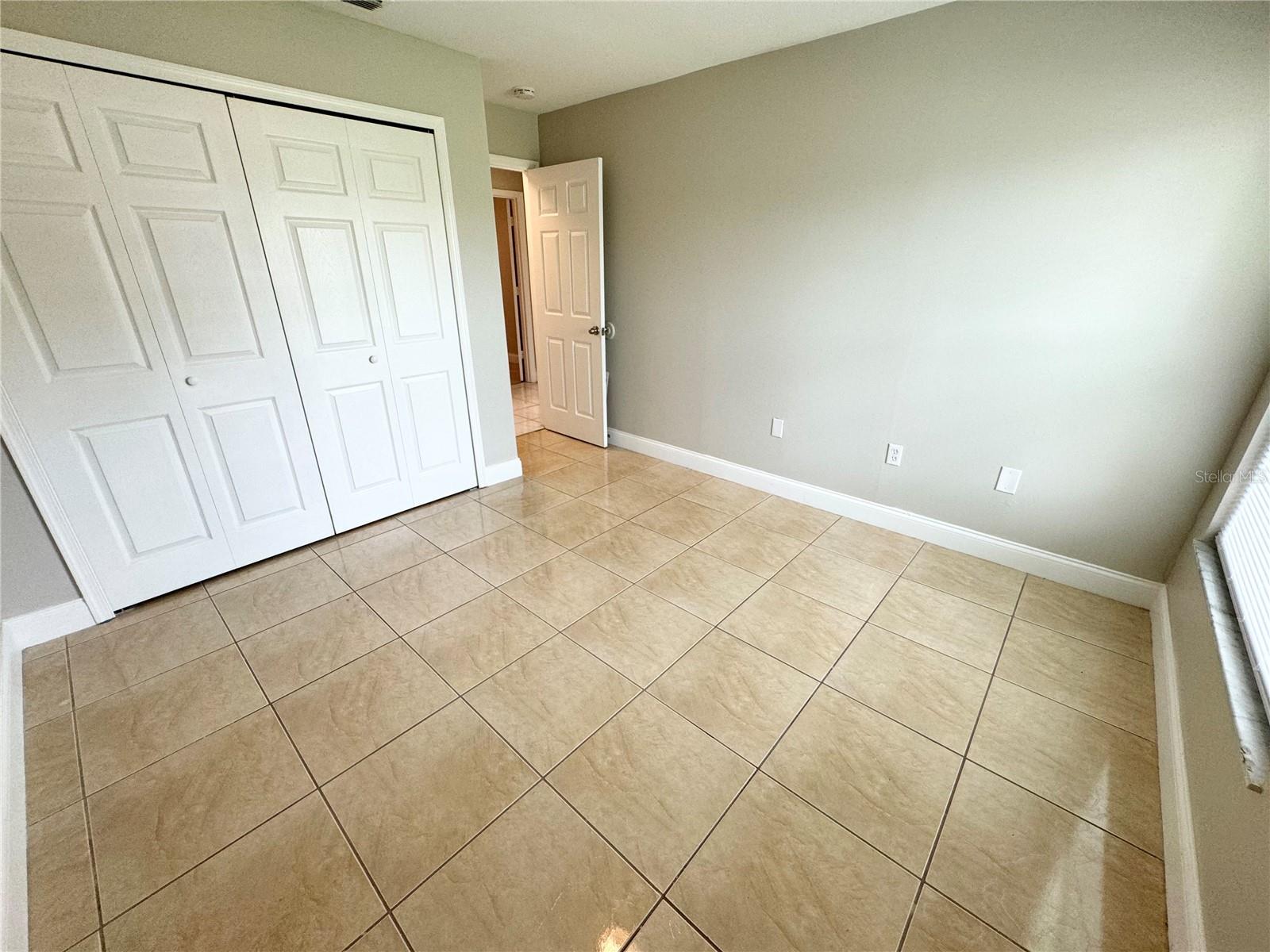 307 COLONADE CT