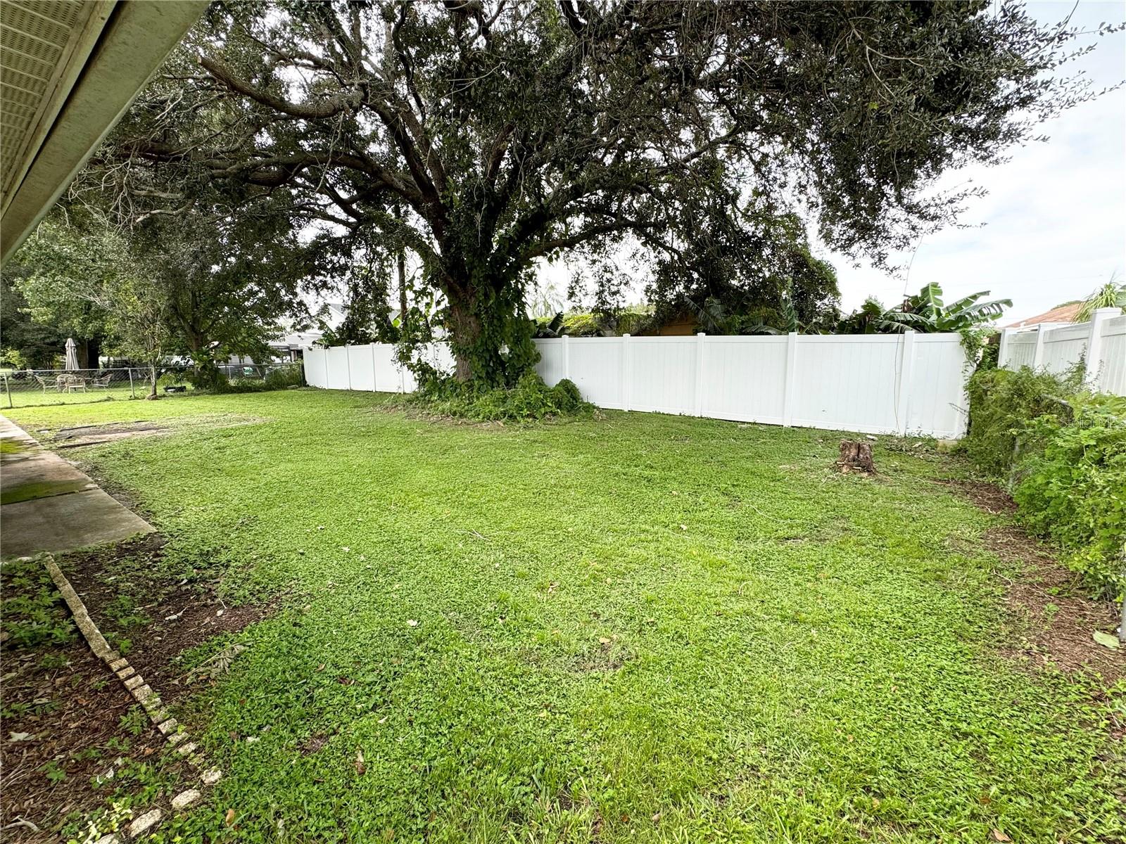 307 COLONADE CT