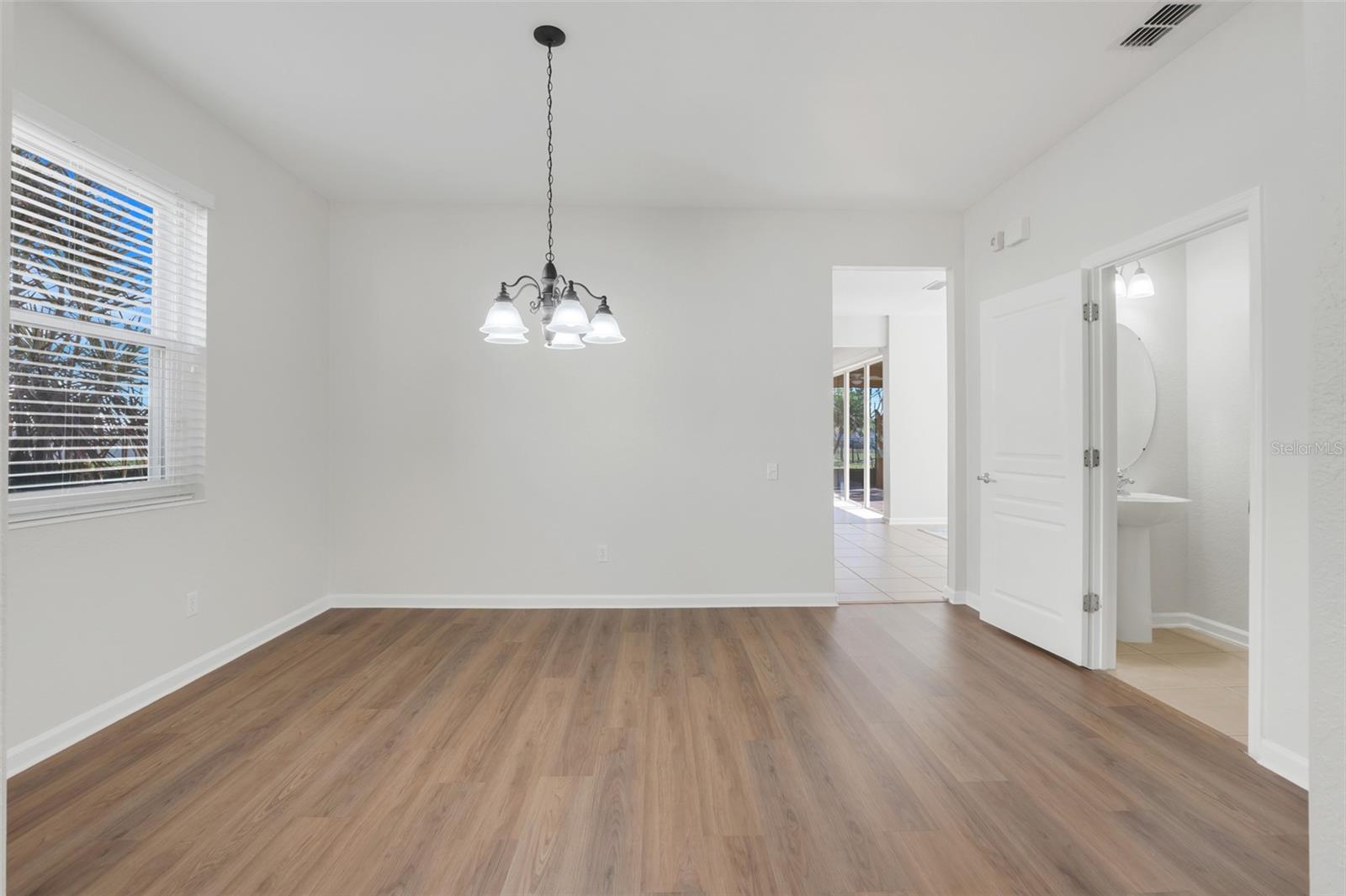 7343 DEREXA DR