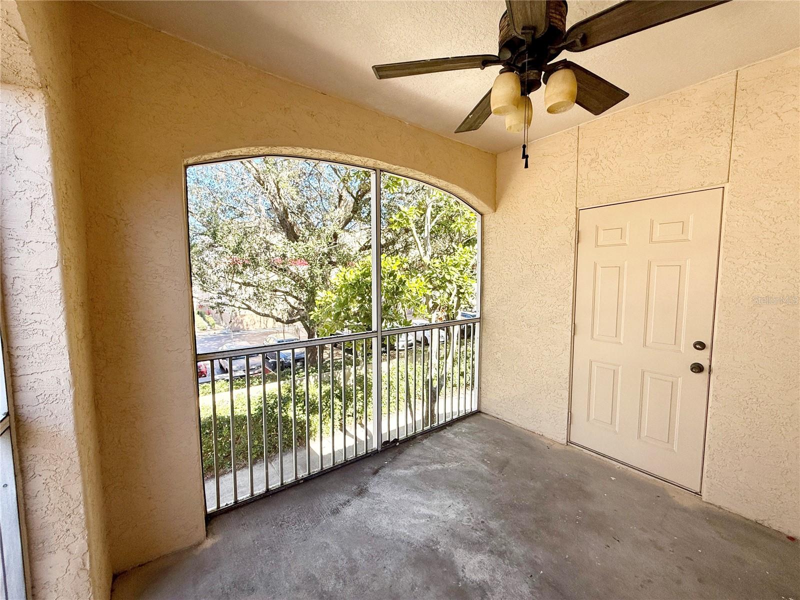 824 CAMARGO WAY #204