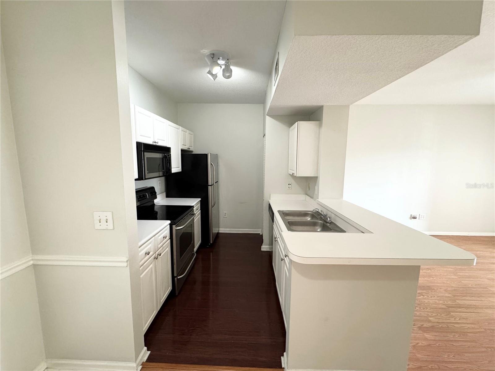 2013 TIZEWELL CIR #1408