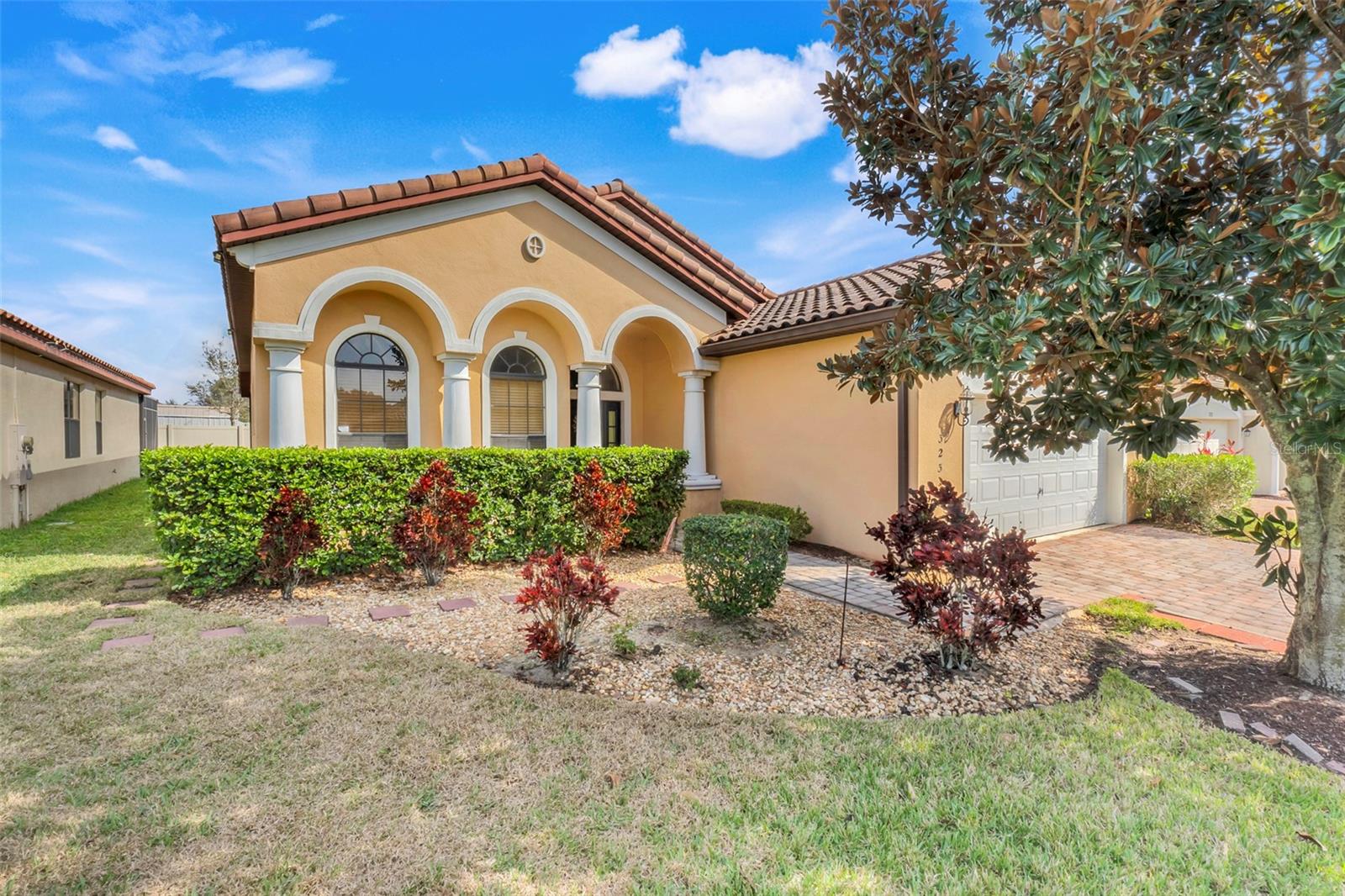 323 VILLA SORRENTO CIR