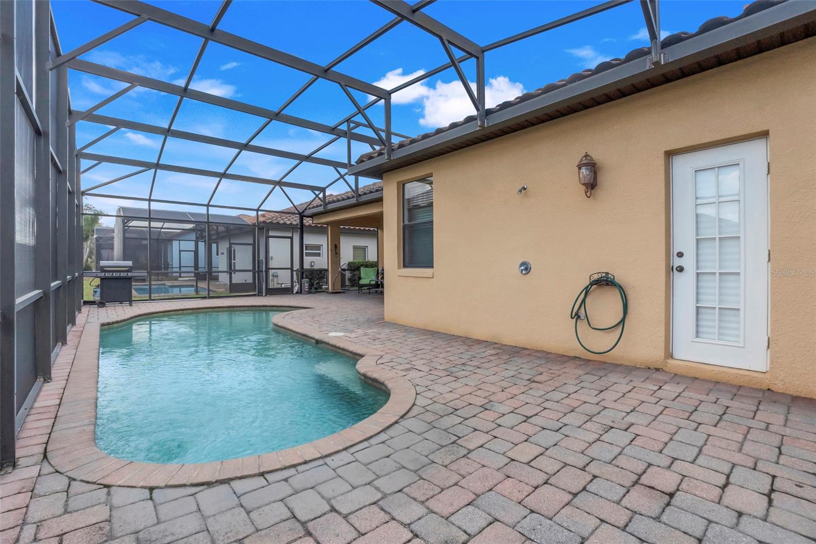 323 VILLA SORRENTO CIR