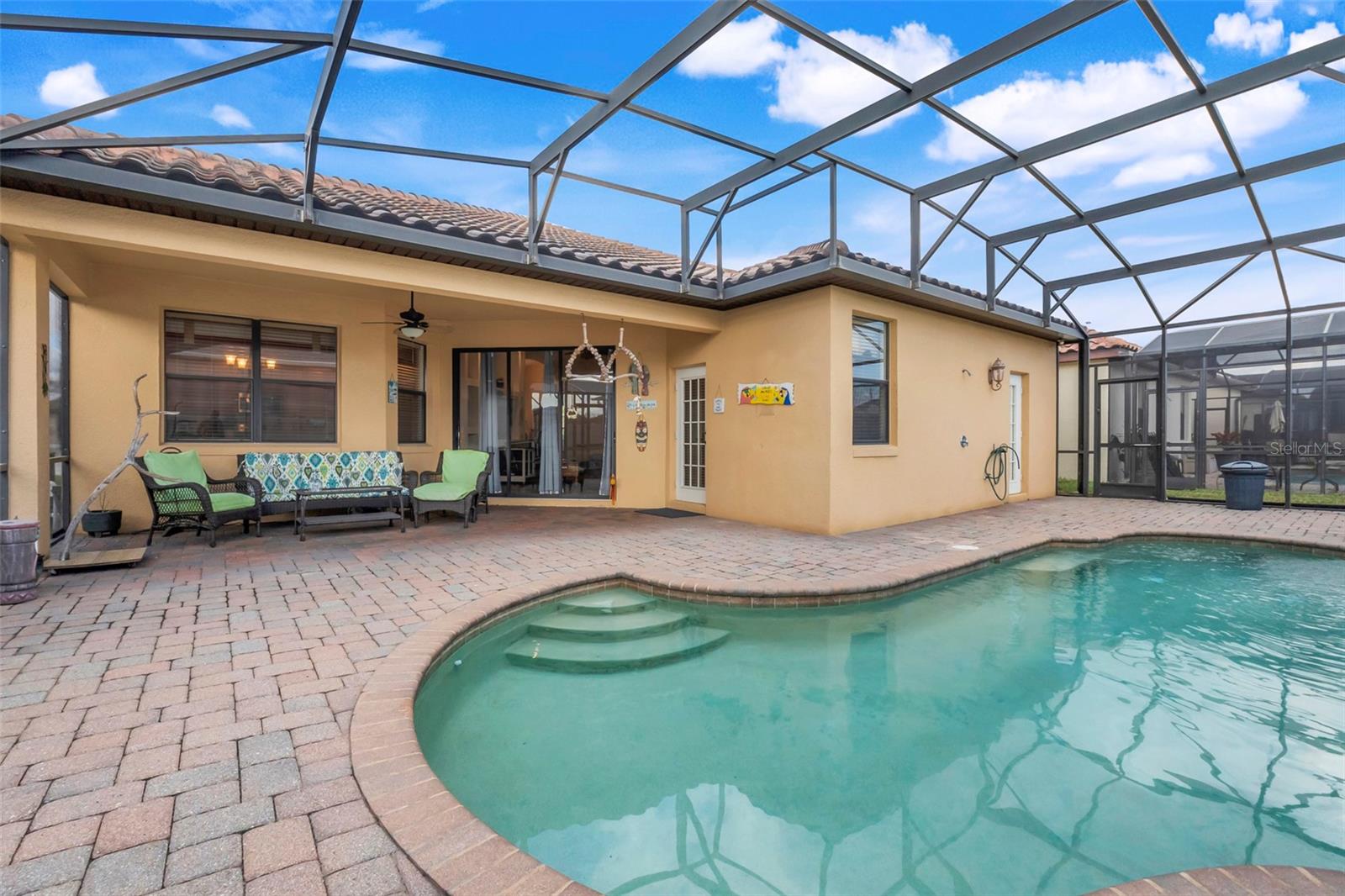 323 VILLA SORRENTO CIR