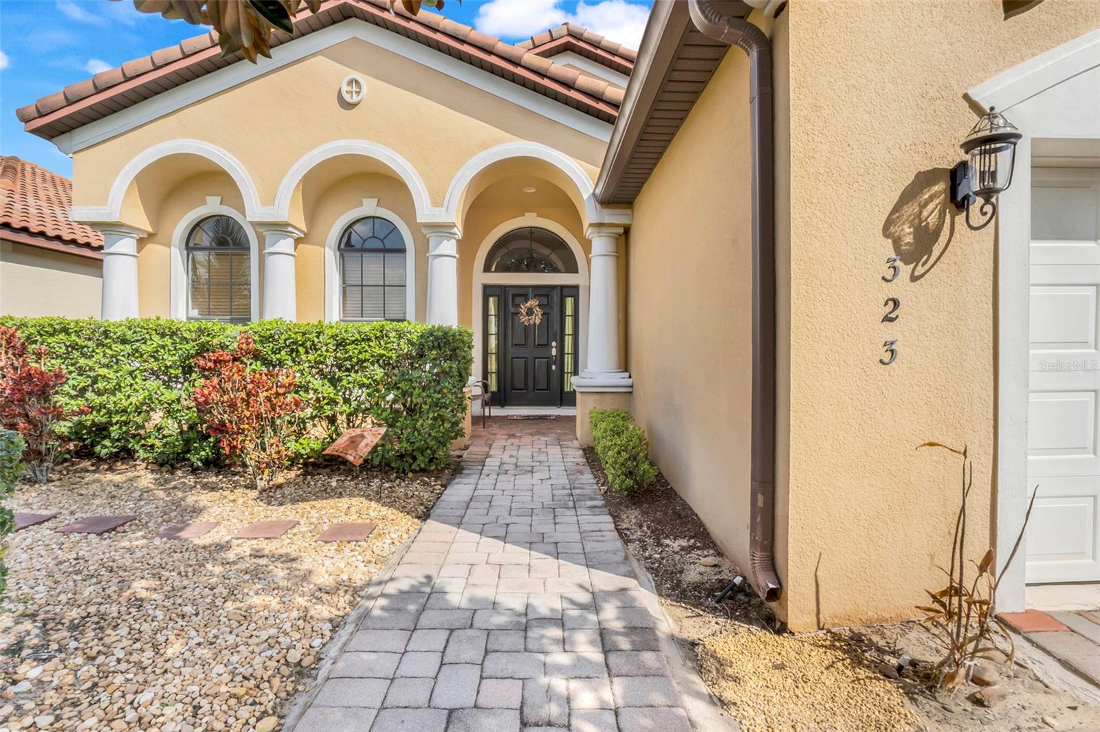 323 VILLA SORRENTO CIR