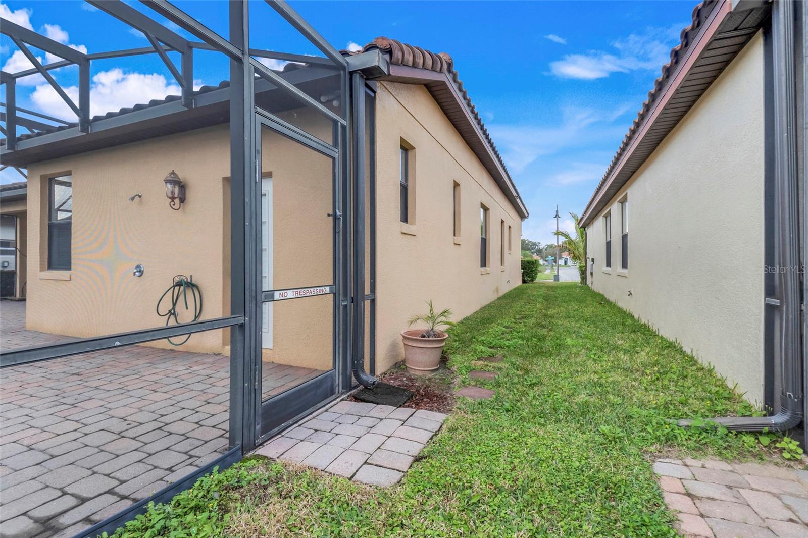 323 VILLA SORRENTO CIR