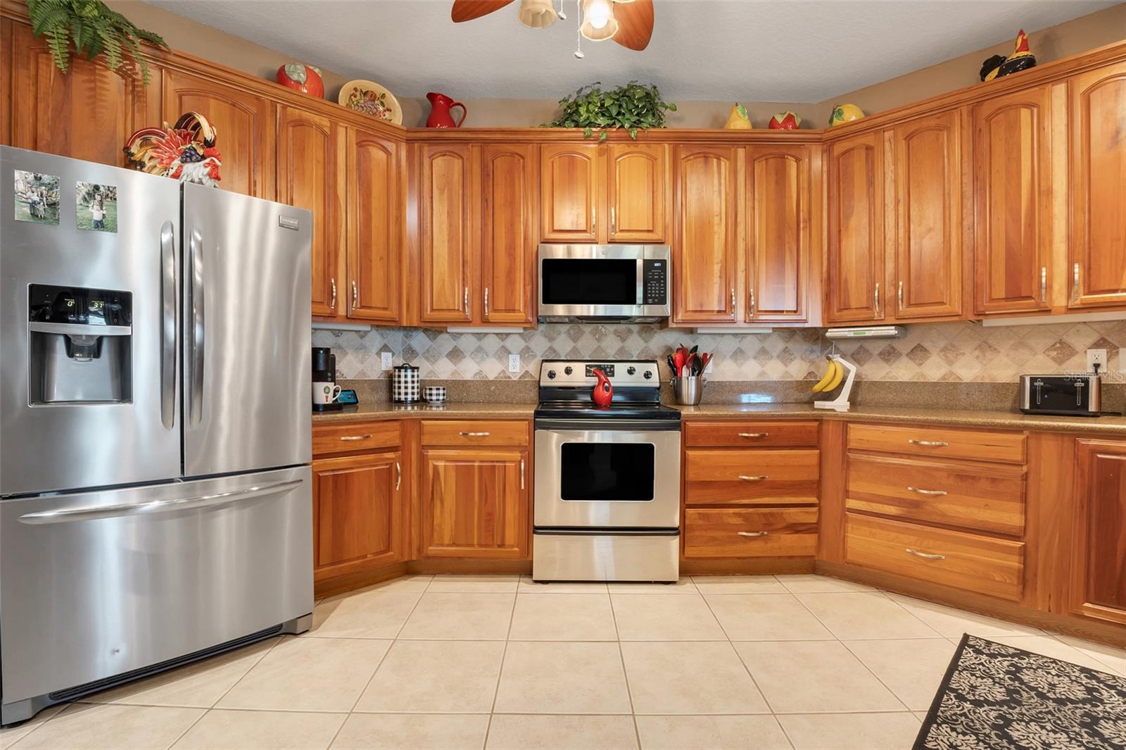 10544 SPRING LAKE DR