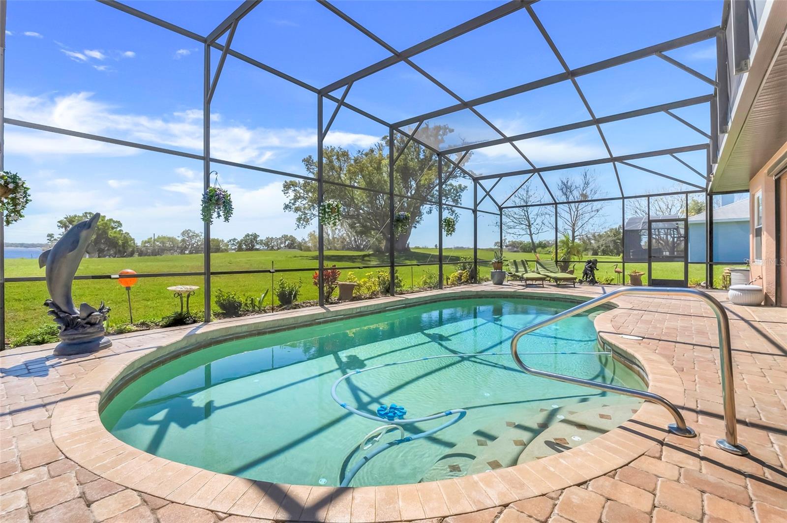 10544 SPRING LAKE DR