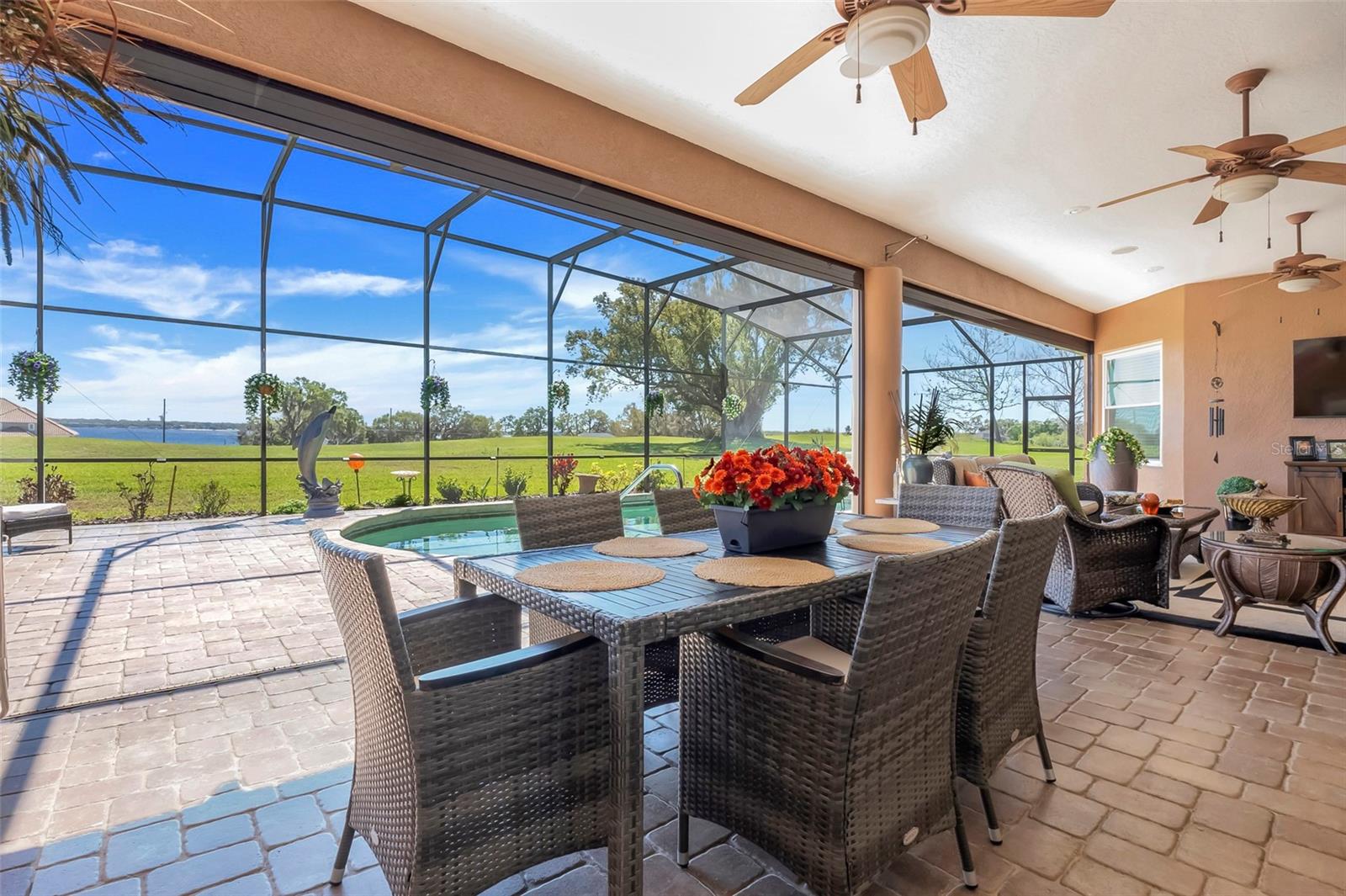 10544 SPRING LAKE DR