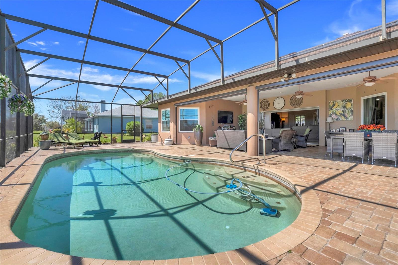 10544 SPRING LAKE DR