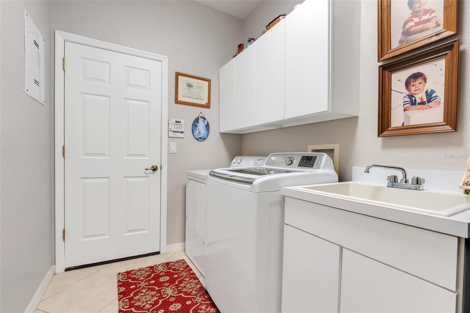 10544 SPRING LAKE DR