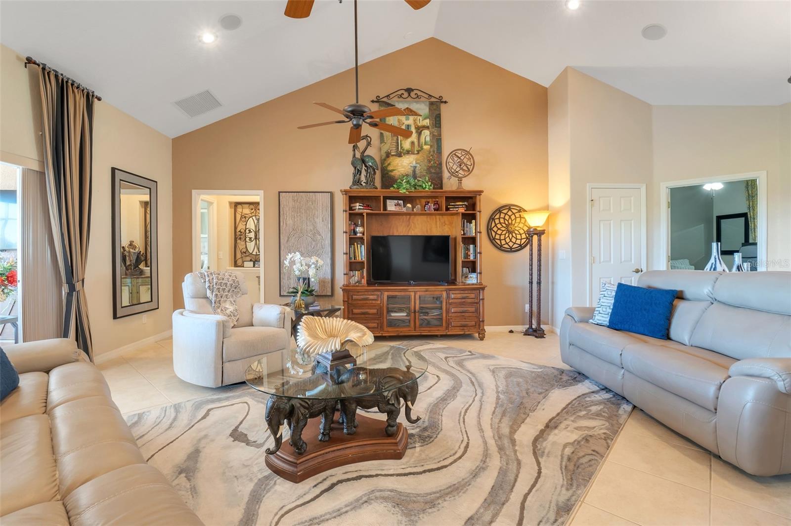 10544 SPRING LAKE DR