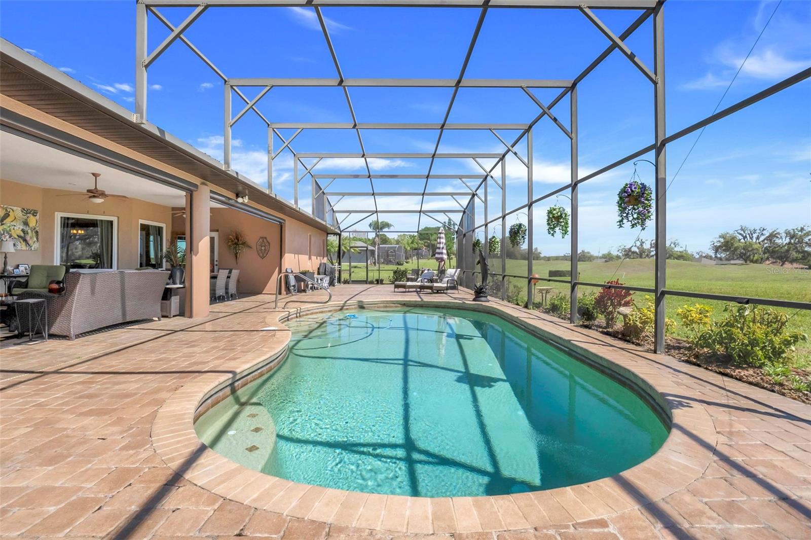 10544 SPRING LAKE DR