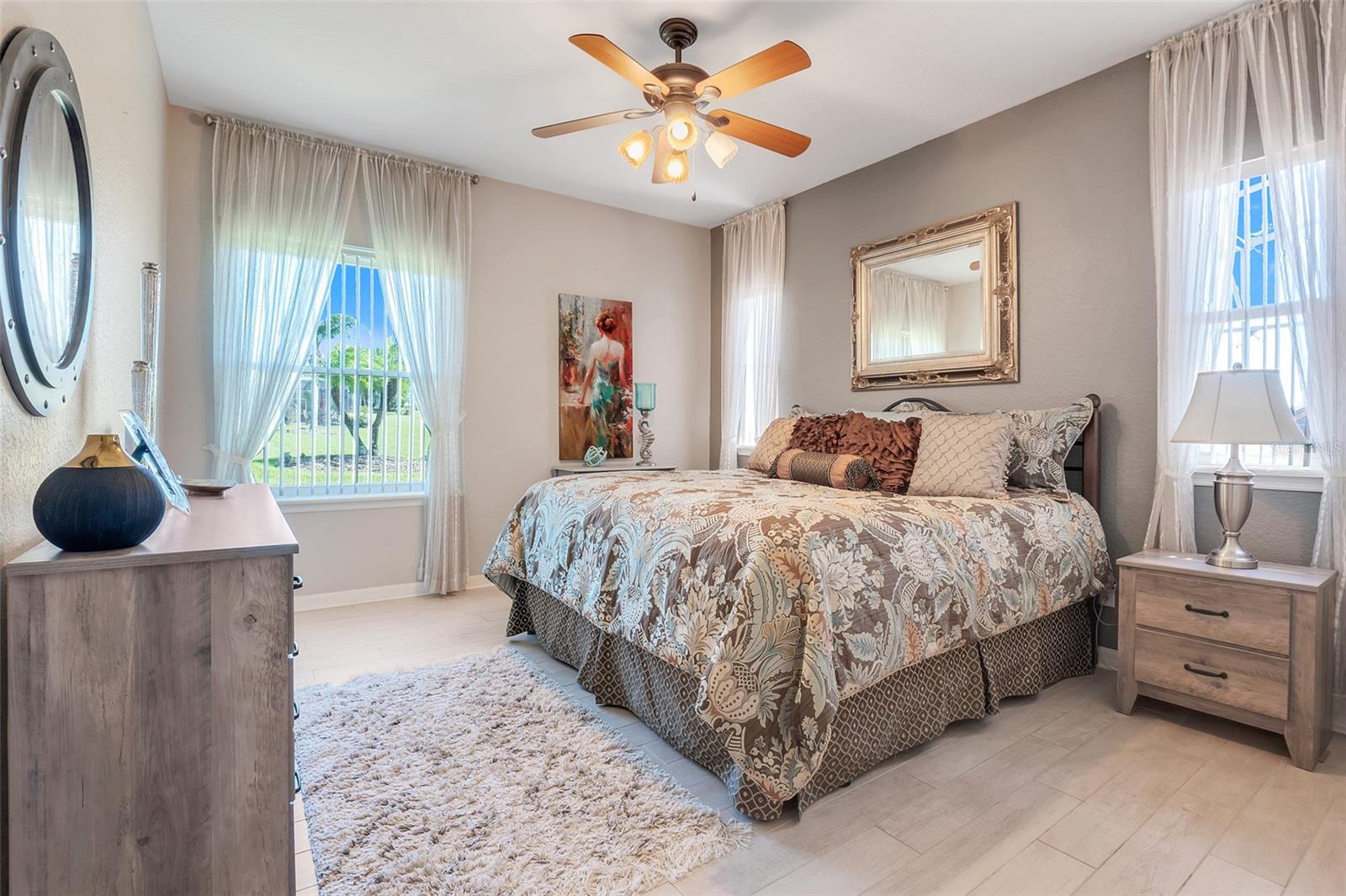 10544 SPRING LAKE DR