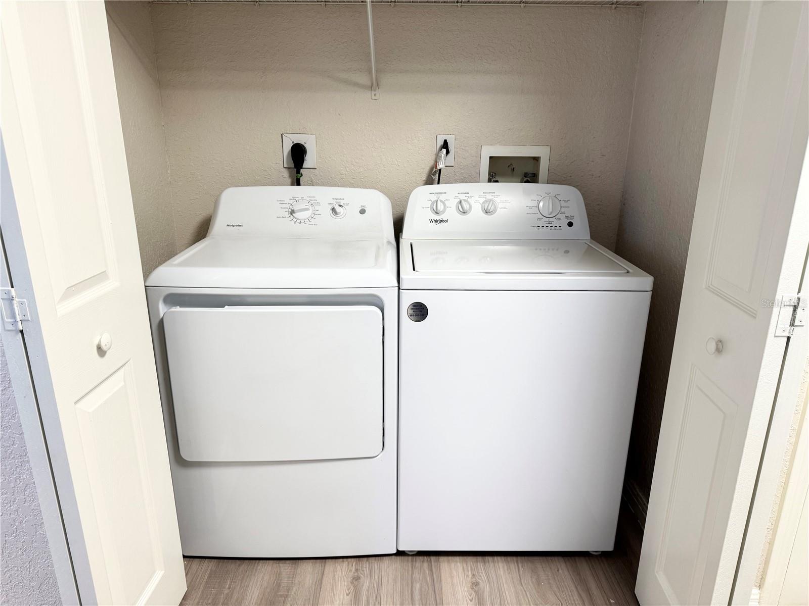 911 N ORANGE AVE #117