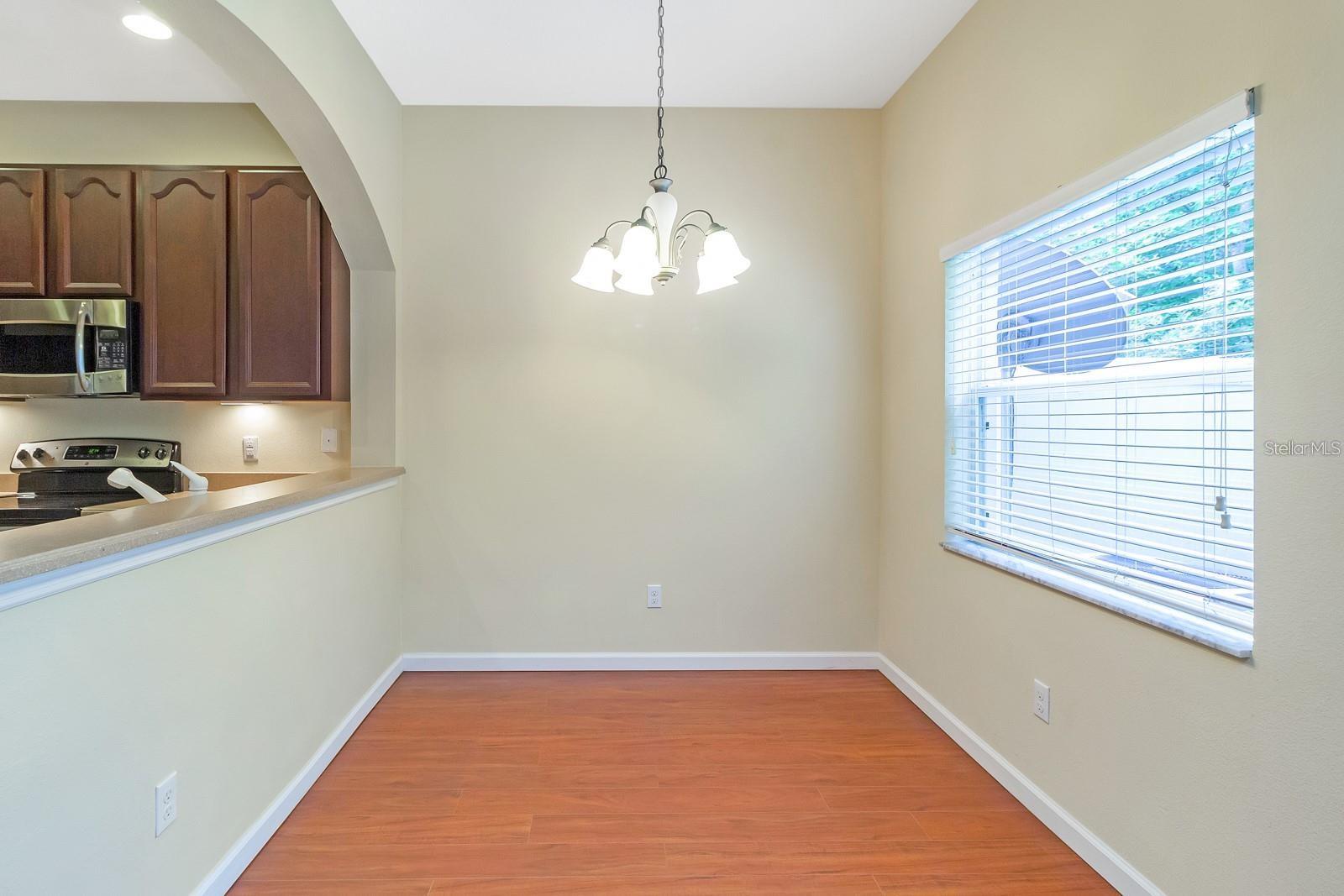 10242 PARK COMMONS DR