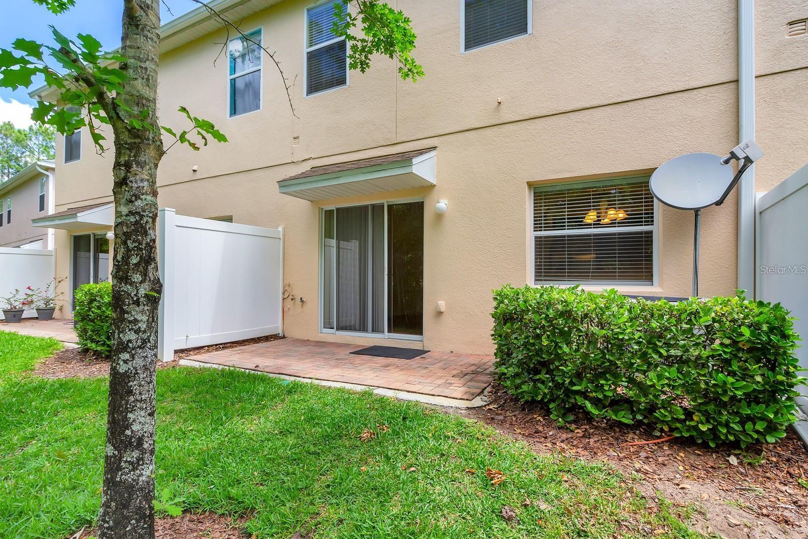 10242 PARK COMMONS DR