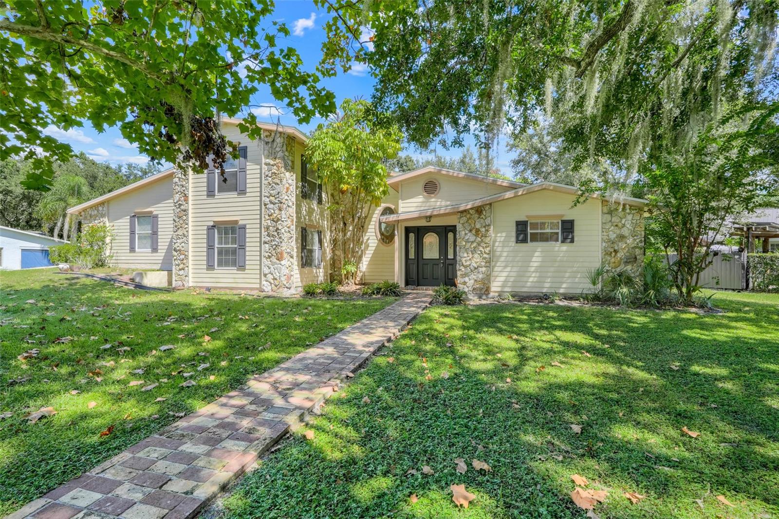 1843 HARBOR BLVD