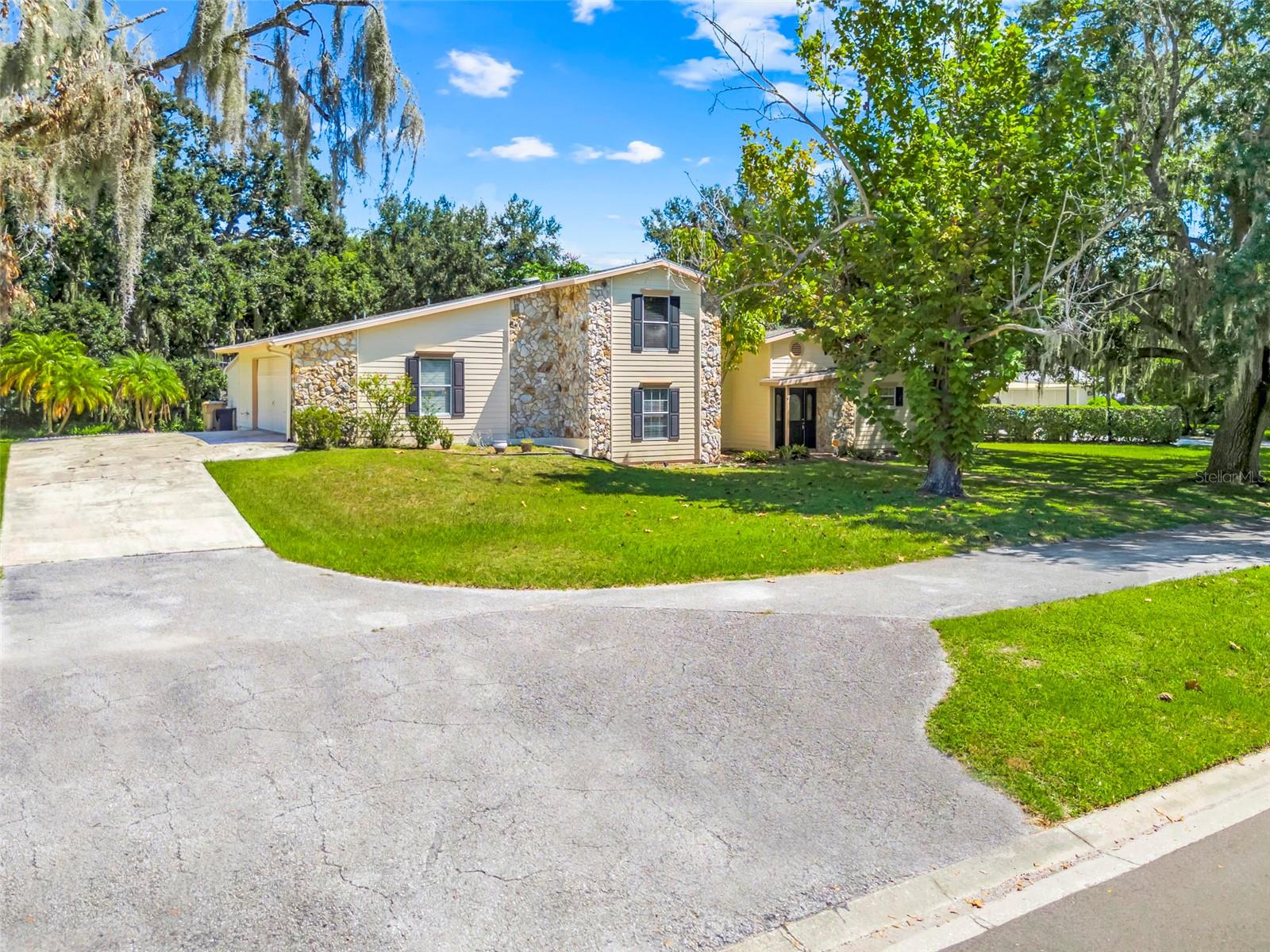 1843 HARBOR BLVD