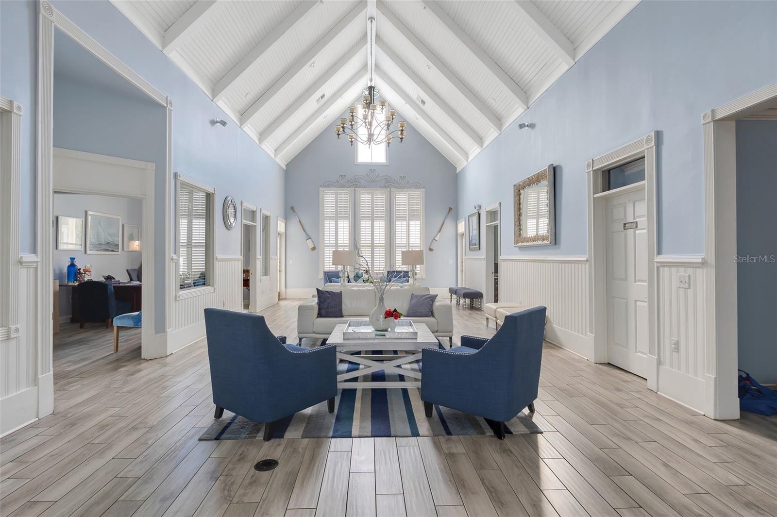 235 GOLDENRAIN DR #301