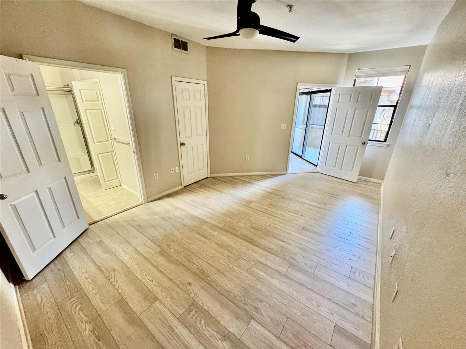 911 N ORANGE AVE #532