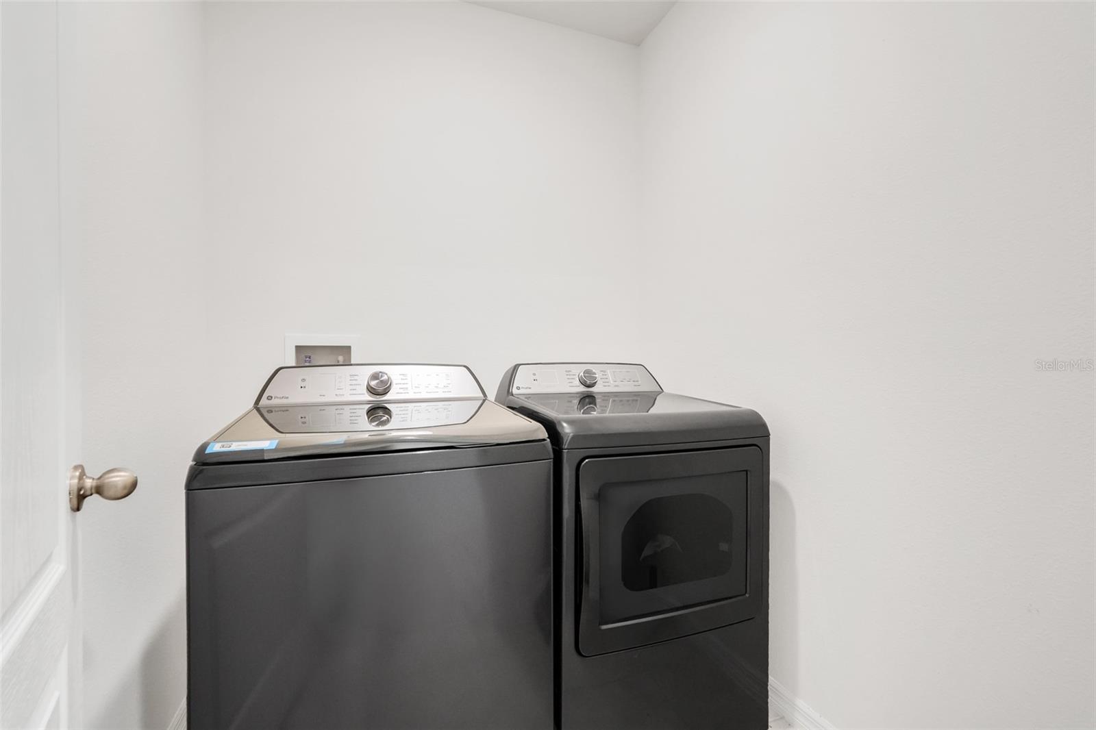 11400 AMBER RIDGE DR